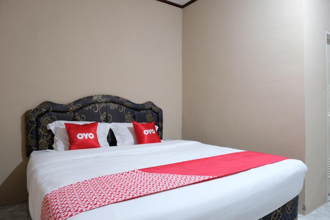 Oyo 1851 Homestay Joss Tanjungbinga Buitenkant foto