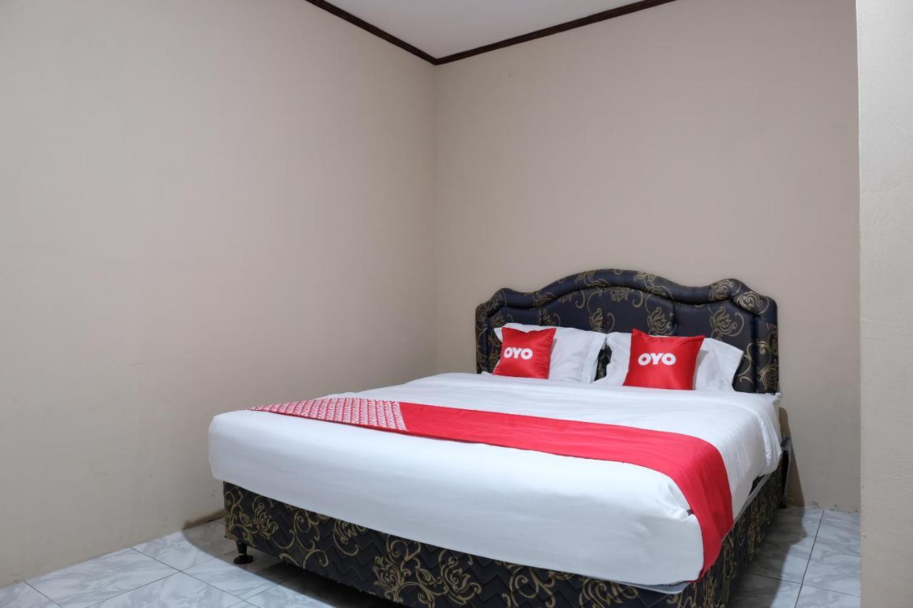 Oyo 1851 Homestay Joss Tanjungbinga Buitenkant foto