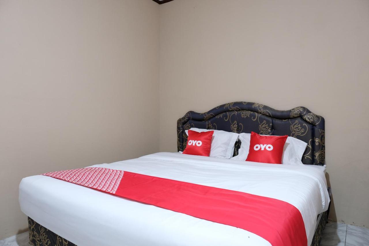 Oyo 1851 Homestay Joss Tanjungbinga Buitenkant foto