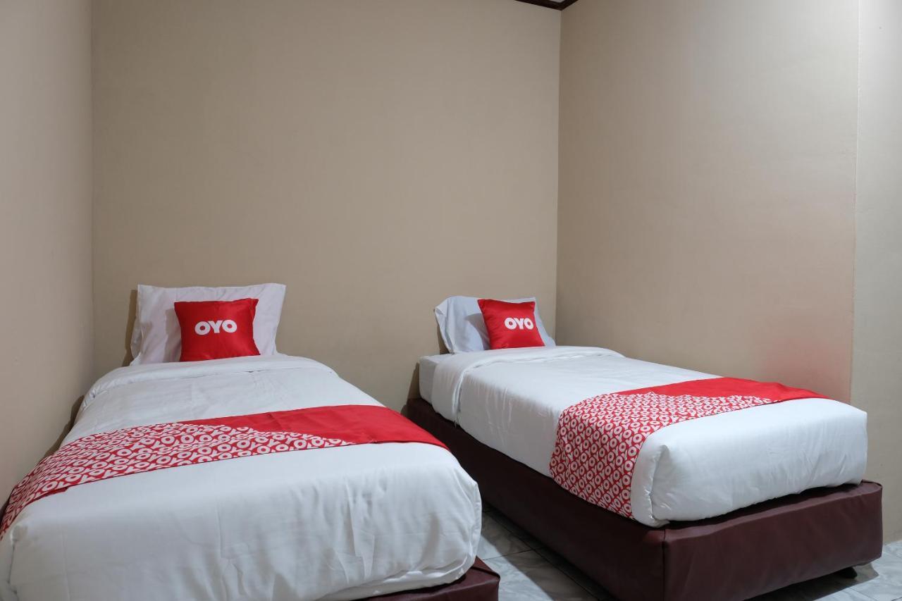 Oyo 1851 Homestay Joss Tanjungbinga Buitenkant foto