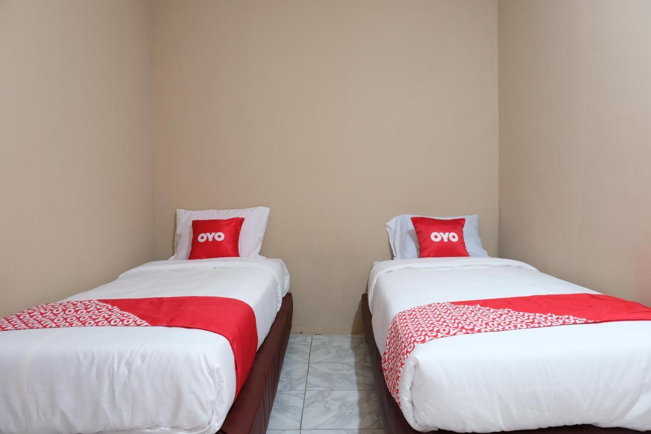 Oyo 1851 Homestay Joss Tanjungbinga Buitenkant foto