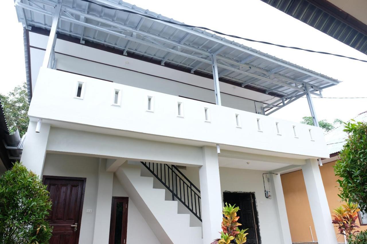 Oyo 1851 Homestay Joss Tanjungbinga Buitenkant foto